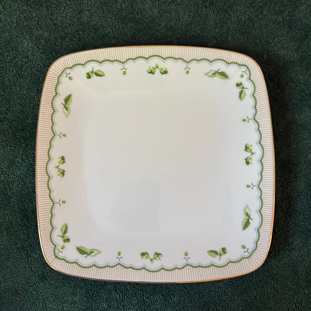 Georges Briard Victorian Garden Square Plate